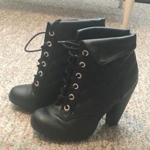 Heeled booties